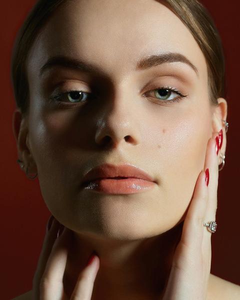Lip Filler Guide – Cupid's Bow, Ratios & Hydration Tips