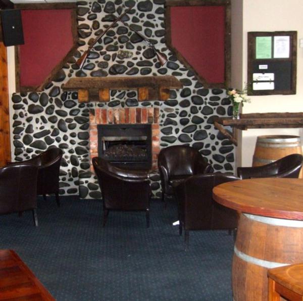 Here's your opportunity to became "mine host" This bar/restaurant for sale in Waikato Town is open to offers!