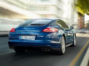 Porsche Panamera S Hybrid, This new model will be available in New Zealand from late August 2011.