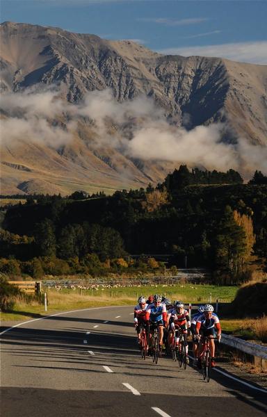 An ambitious eight day nationwide cycling event that starts from both ends of New Zealand next month has competitors flying in from around the world. 