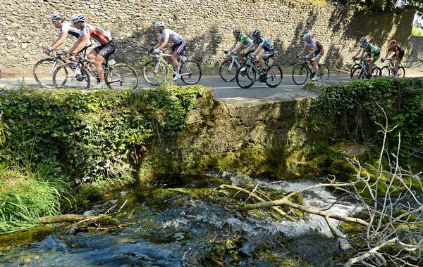 Piet Bulling shares the early lead in the peloton on stage two of the An Post Ras Tour of Ireland today. 