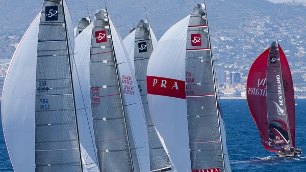 Only one point separates first and second &#8211; Artemis and Emirates Team New Zealand 