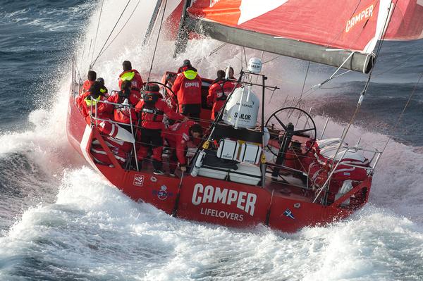 CAMPER with Emirates Team New Zealand