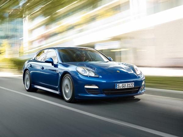 Porsche Panamera S Hybrid, This new model will be available in New Zealand from late August 2011.