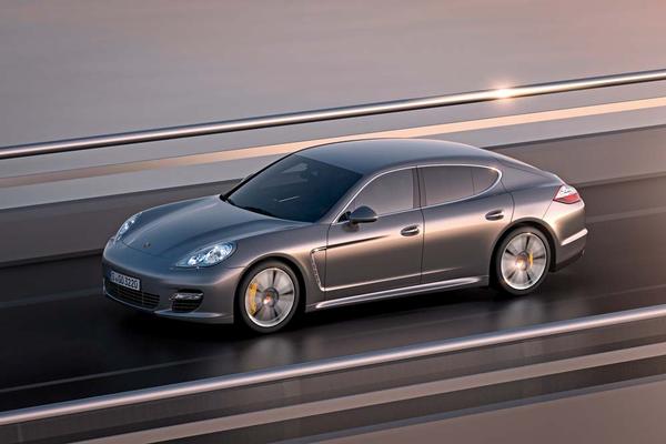 Porsche Gran Turismo model line &#8211; the Panamera Turbo S