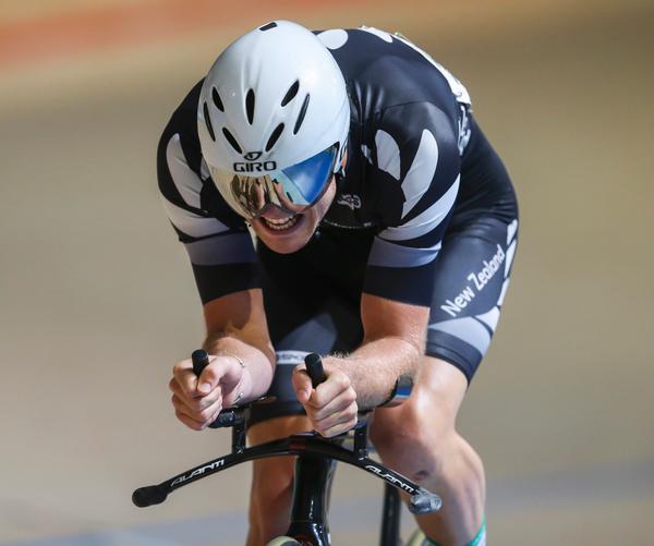  Pieter Bulling in action during the men's omnium at the Oceania track cycling championships in Adelaide today.