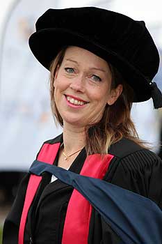 Dr Anita Darrah