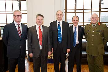 Vice-Chancellor Steve Maharey, Professor Glyn Harper, NZDF Historian  John Crawford, NZDF John McLeod, and Lt Gen Rhys Jones.